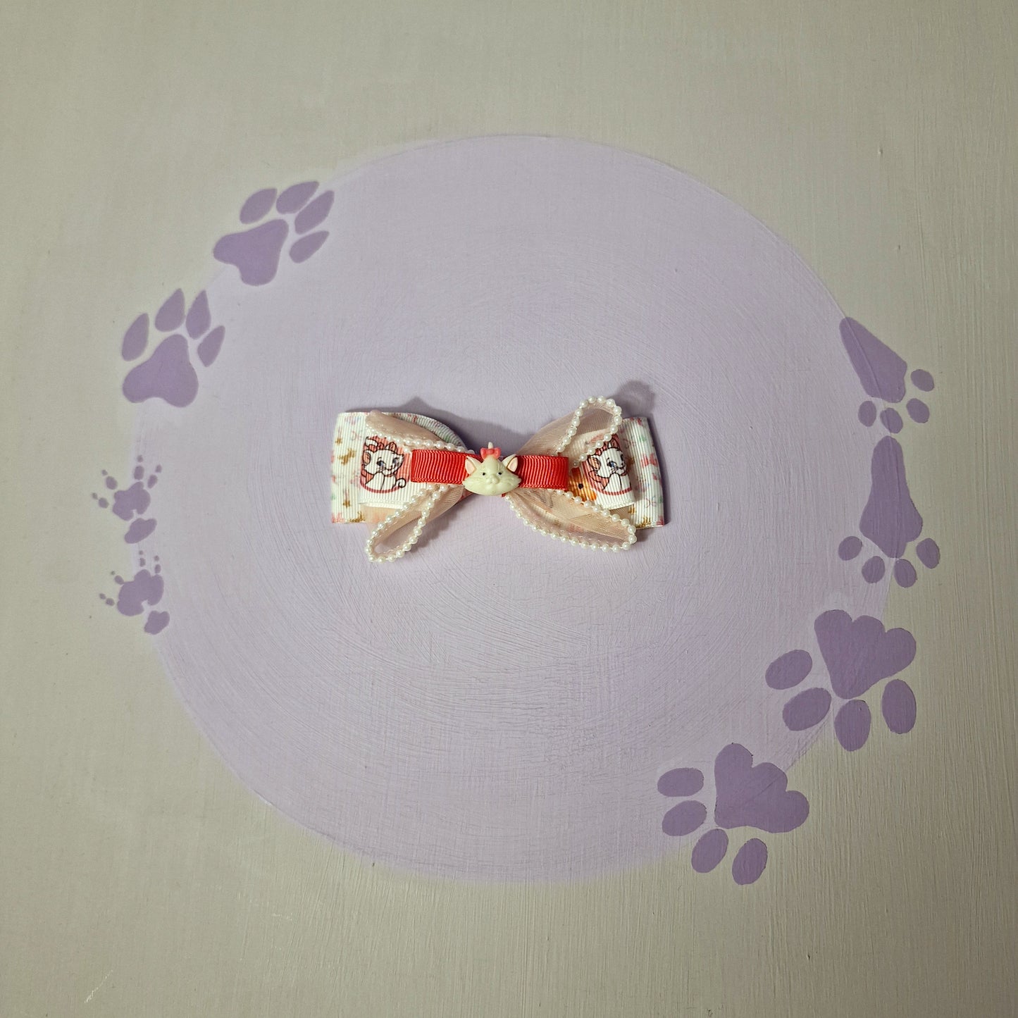 Beautiful Kitty Bow