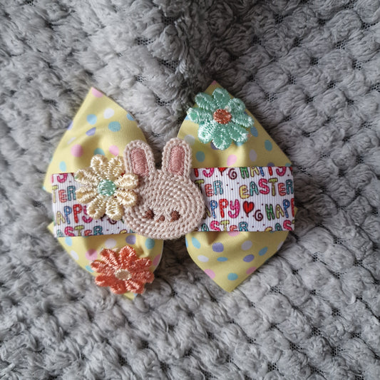 Hoppy Easter Bow